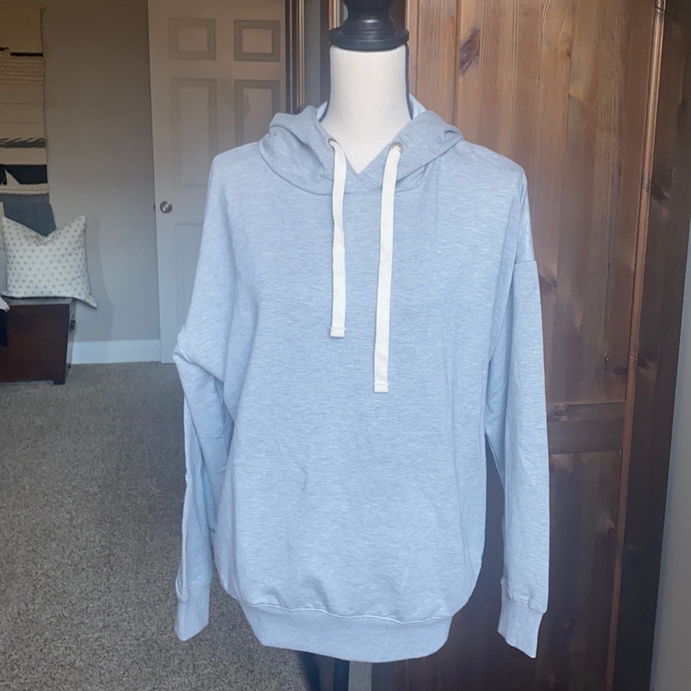 Buffalo David Bitton hooded sweatshirt. gray. Size medium. NWOT